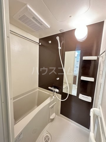 14/30 浴室
