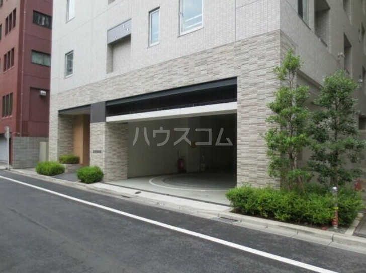 15/18 エントランス