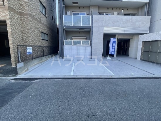 16/22 駐車場