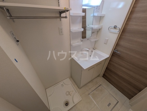 13/30 洗面