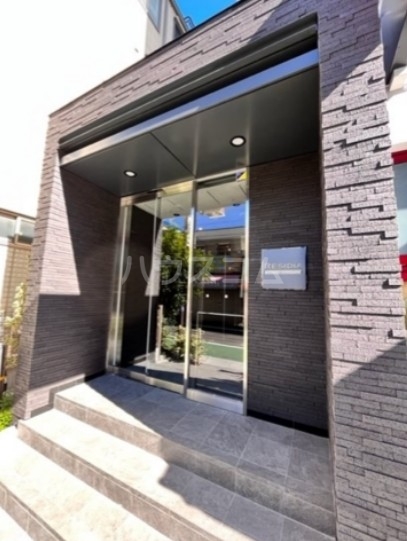 19/28 エントランス