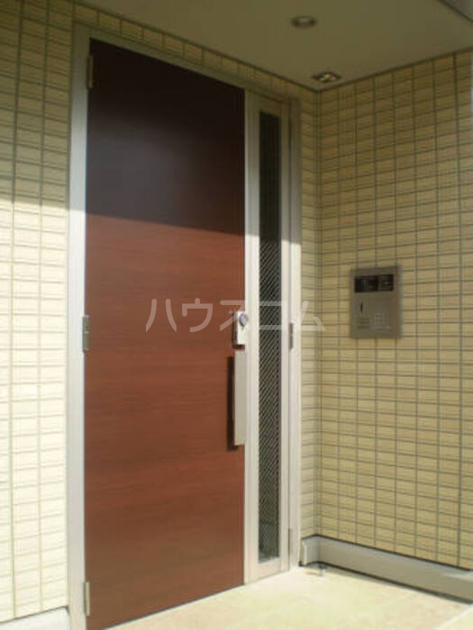 19/29 エントランス