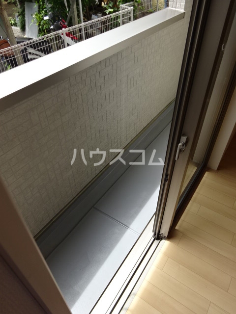16/23 バルコニー