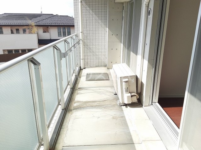 19/30 バルコニー