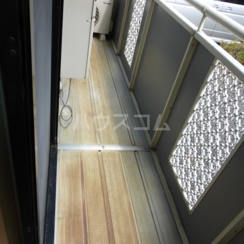 13/27 バルコニー