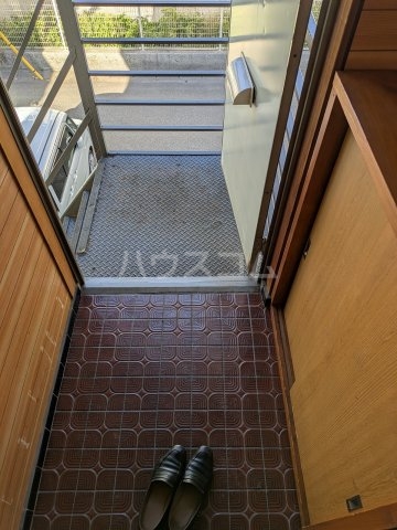 13/30 玄関