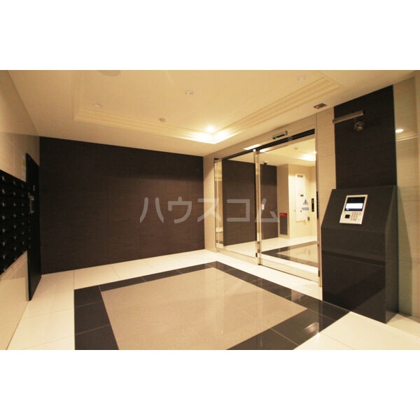 16/24 エントランス