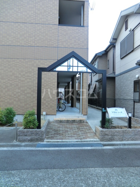 2/3 エントランス