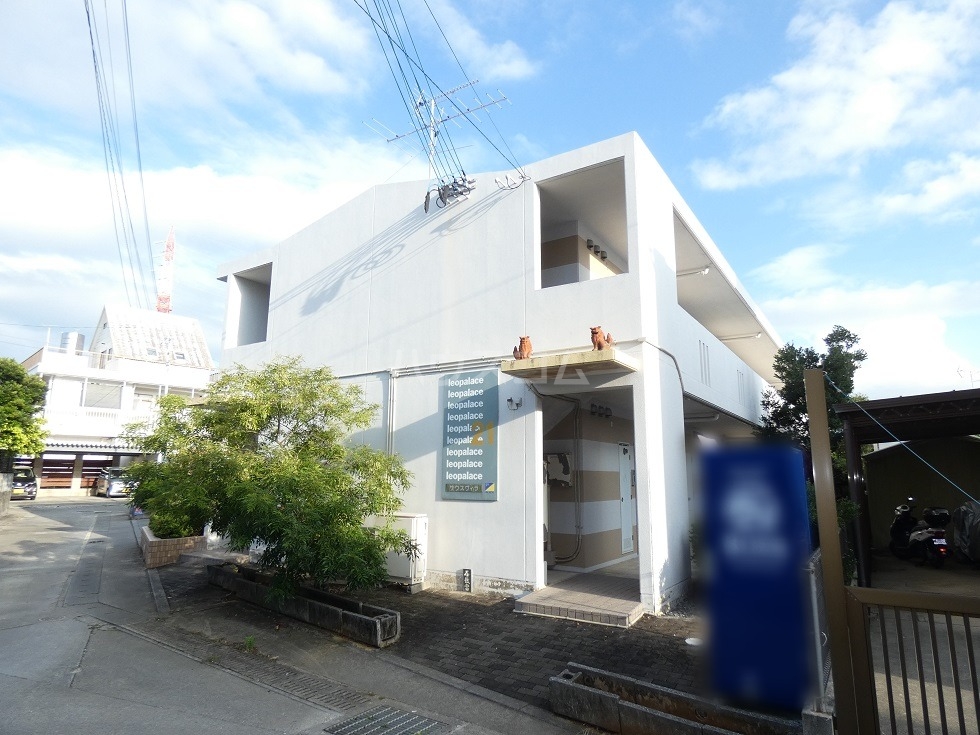 16/18 エントランス