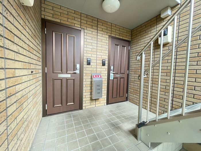 17/20 エントランス