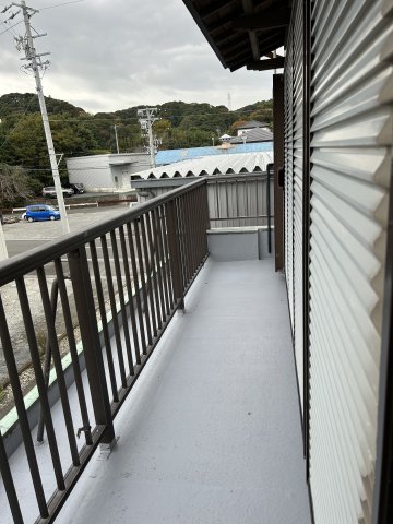 13/18 バルコニー