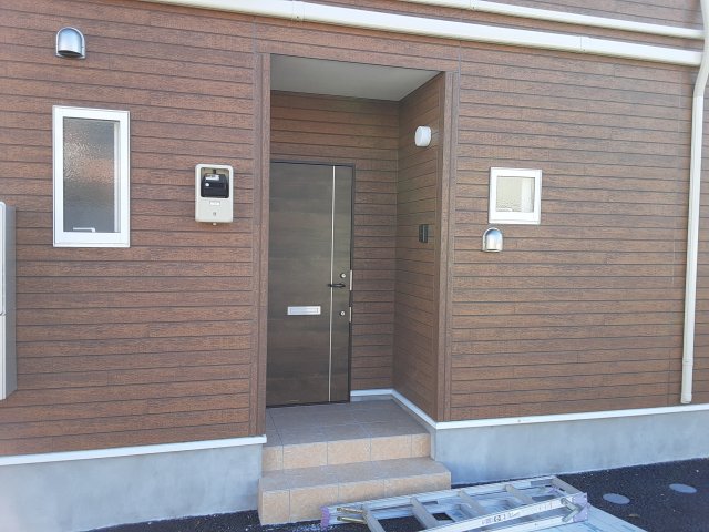 23/26 エントランス