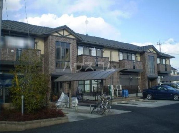 16/26 エントランス