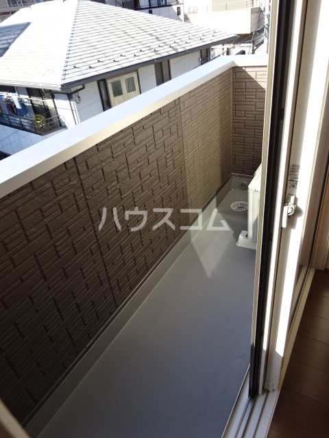 16/20 バルコニー