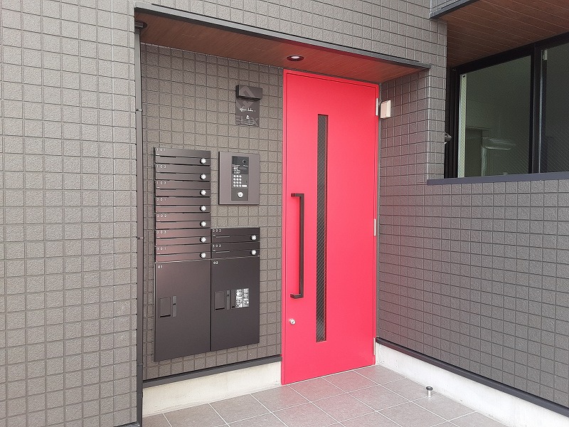 22/30 エントランス