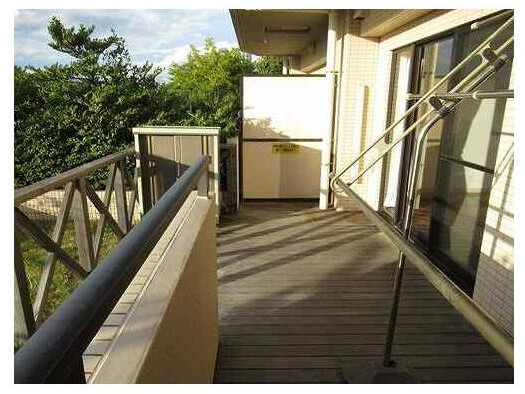15/22 バルコニー