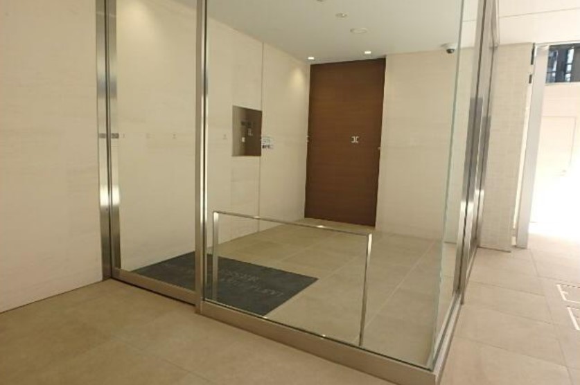 2/11 エントランス