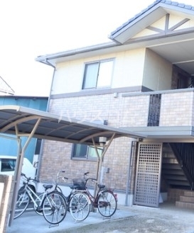 14/16 エントランス