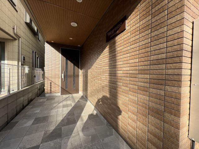 21/24 エントランス