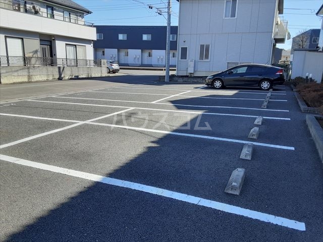 14/19 駐車場