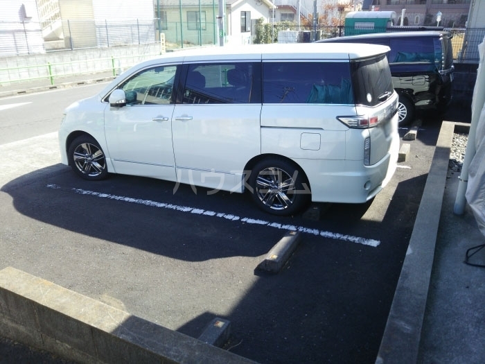 4/7 駐車場
