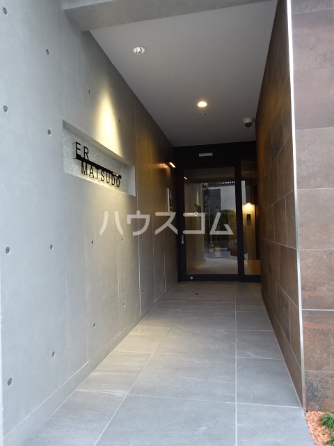 20/30 エントランス