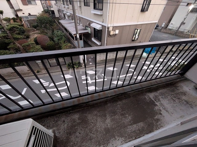 15/28 バルコニー