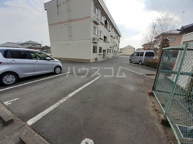 14/20 駐車場