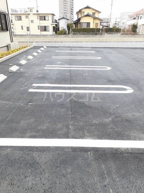 16/22 駐車場