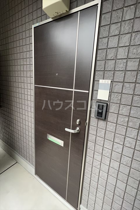 2/3 エントランス