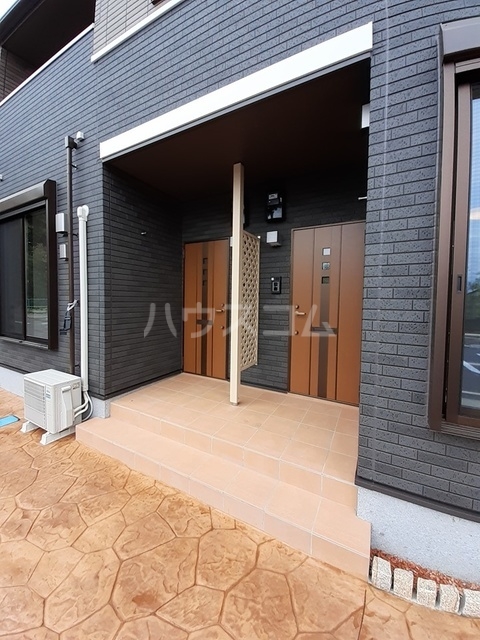 13/20 エントランス