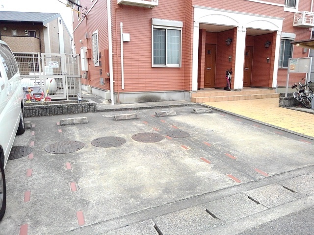 15/24 駐車場