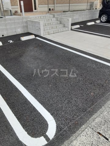 3/4 駐車場