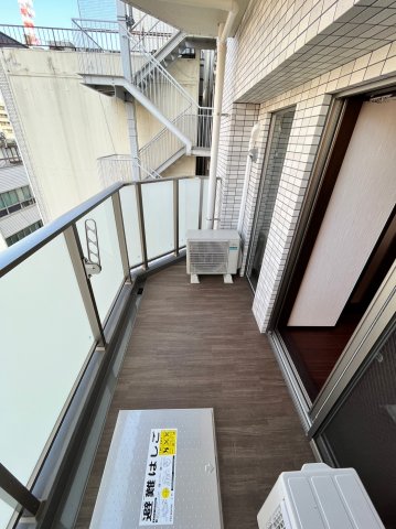 22/30 バルコニー