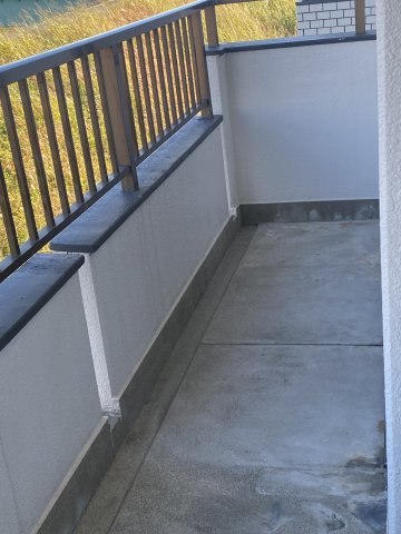 21/26 バルコニー