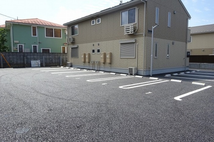 17/22 駐車場