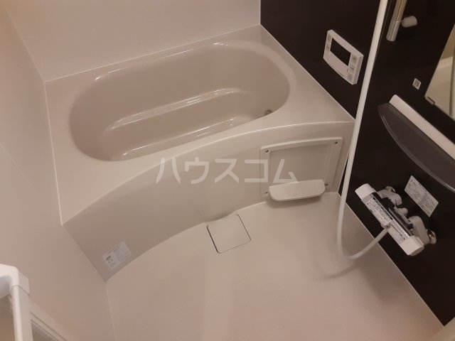 15/26 浴室