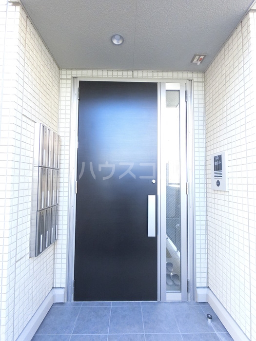 17/20 エントランス