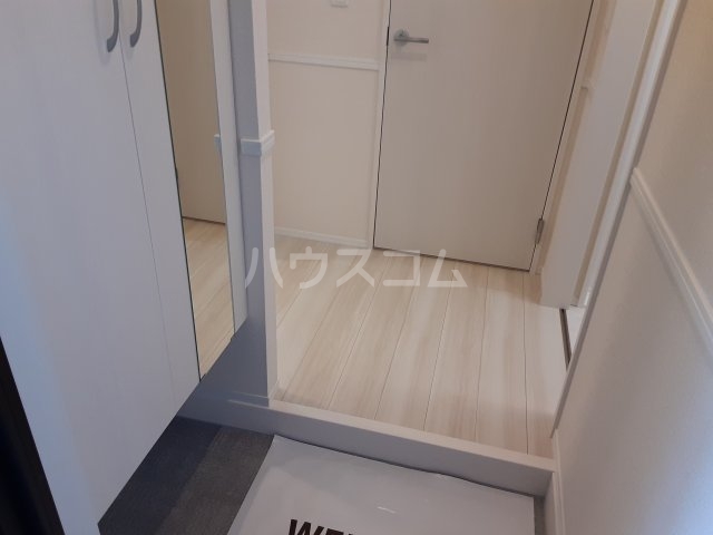 16/28 玄関