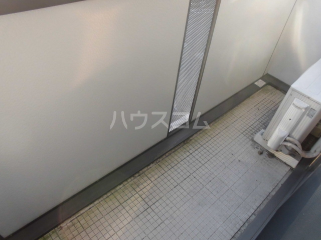 17/28 バルコニー