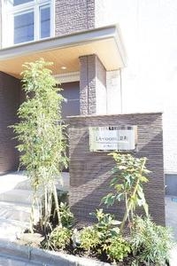 20/24 エントランス