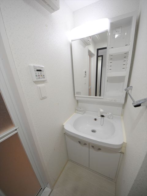 14/30 洗面