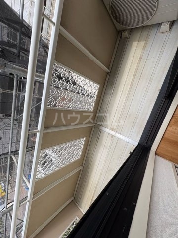 17/30 バルコニー