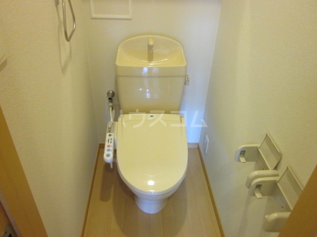 13/30 トイレ