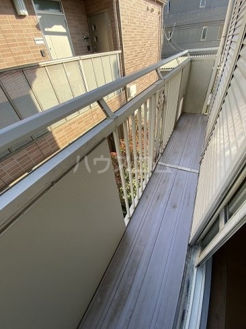 18/27 バルコニー