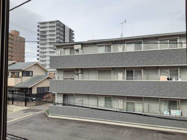 2/30 外観