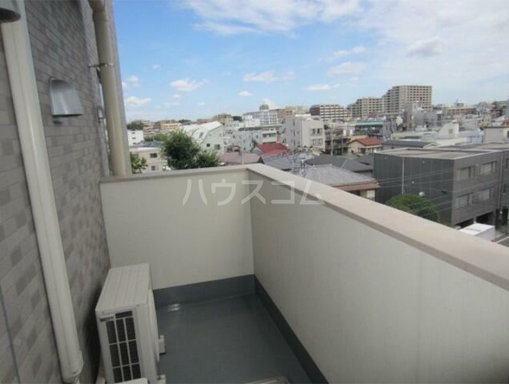 20/30 バルコニー
