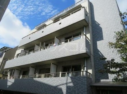 15/21 エントランス