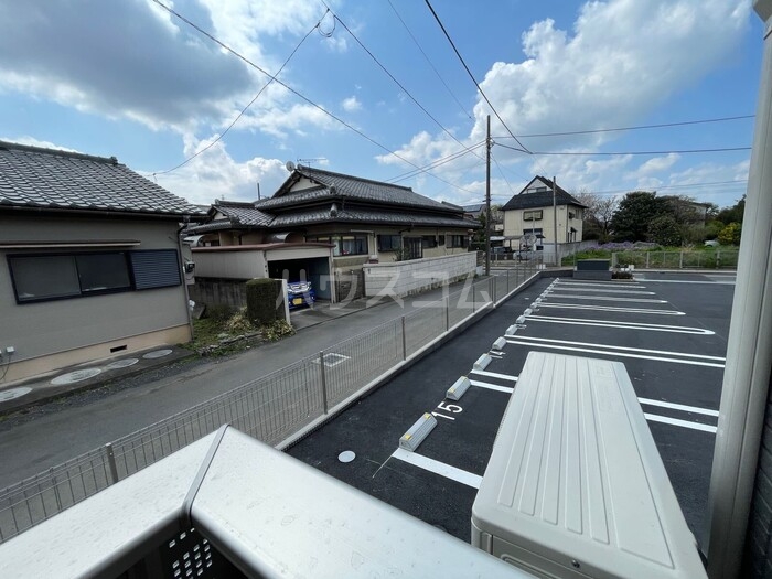 20/28 駐車場