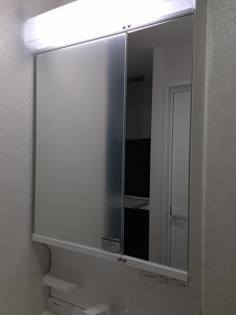 17/30 洗面